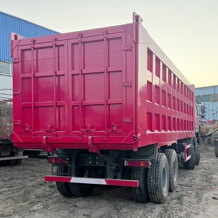 Reman Sinotruk Tipper Truck Howo 8x4 3 China Sinotruk Howo Reman 8x4 Truck Tipper for Sale