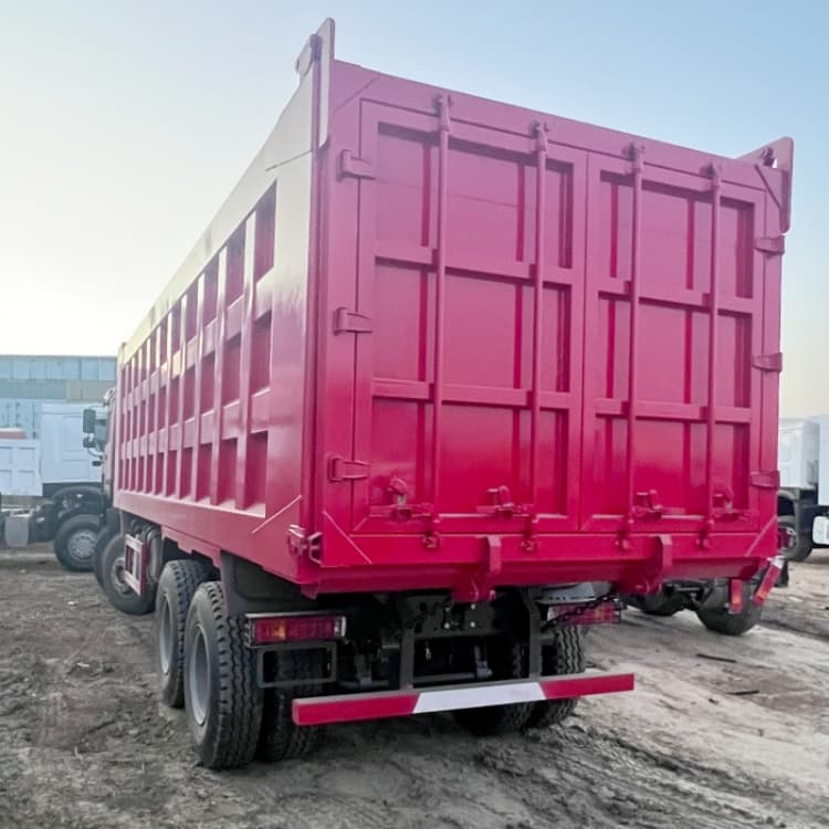 Reman Sinotruk Tipper Truck Howo 8x4 6 China Sinotruk Howo Reman 8x4 Truck Tipper for Sale