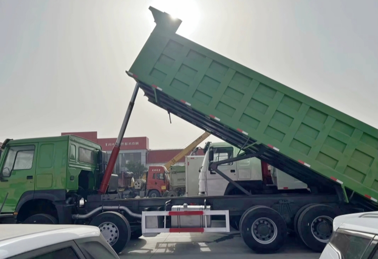Reman Howo 8x4 Tipper Truck 371 4 Reman Howo Tipper Truck 8x4 371 for Sale Price