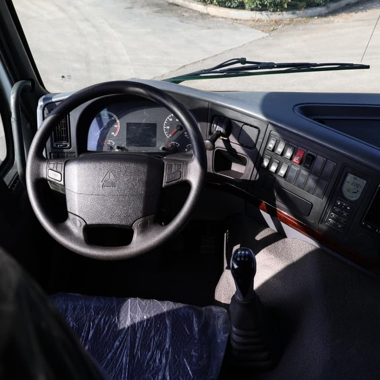 Reman Howo 371 10 Wheel Dump Truck 6 Reman Howo 371 10 Wheel Dump Truck Price in China