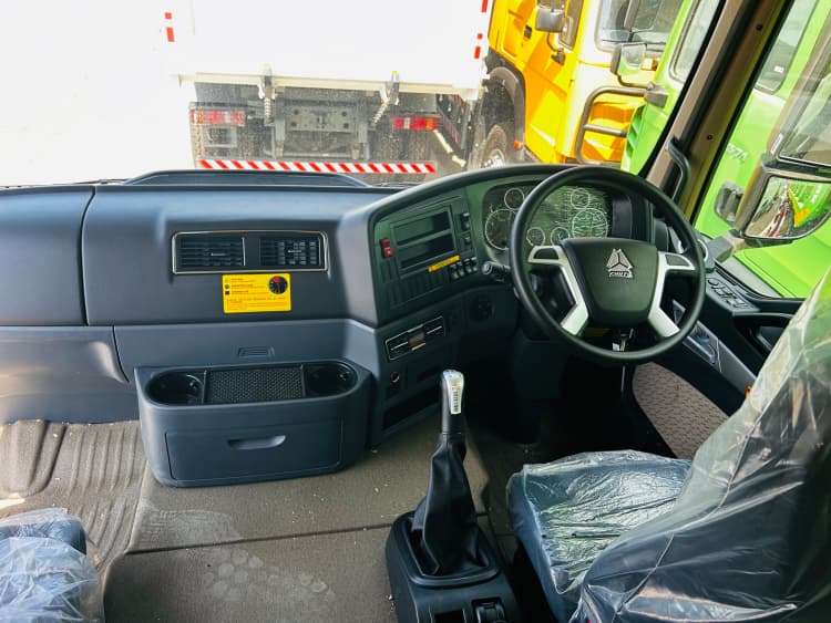 Reman Howo TX 400 8x4 Tipper Truck 6 Heavy Industrial Reman Tipper 8x4 Howo TX 400 Trucks