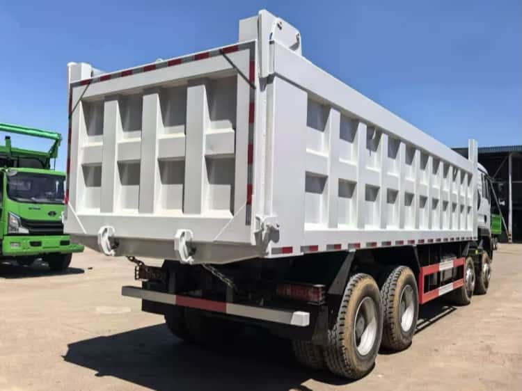 Reman Howo Tipper Truck TX 371 8x4 4 China Standard Howo TX 371 Reman 8x4 Tipper Truck for Sale